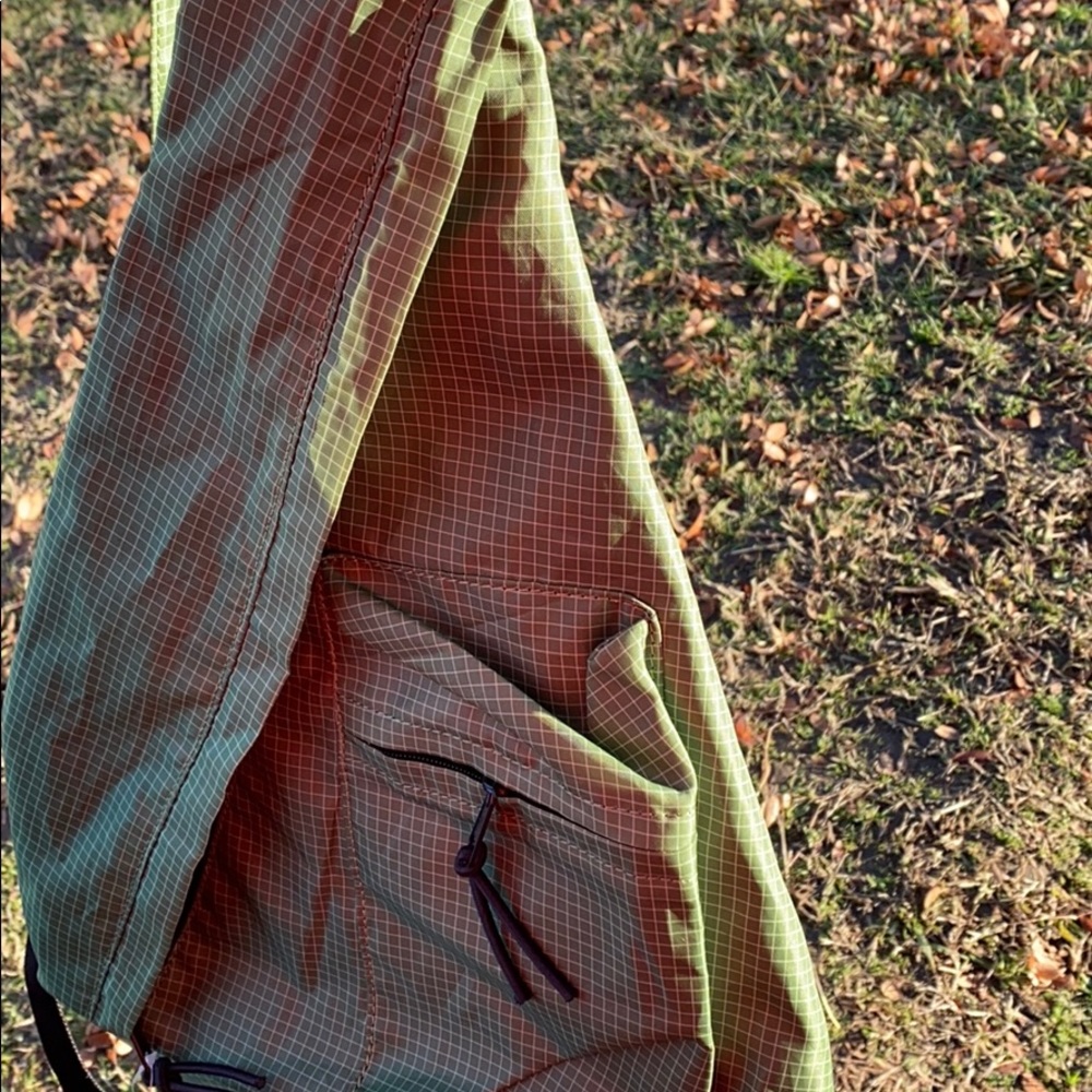 Strap Back Pack - Picture 1 of 3